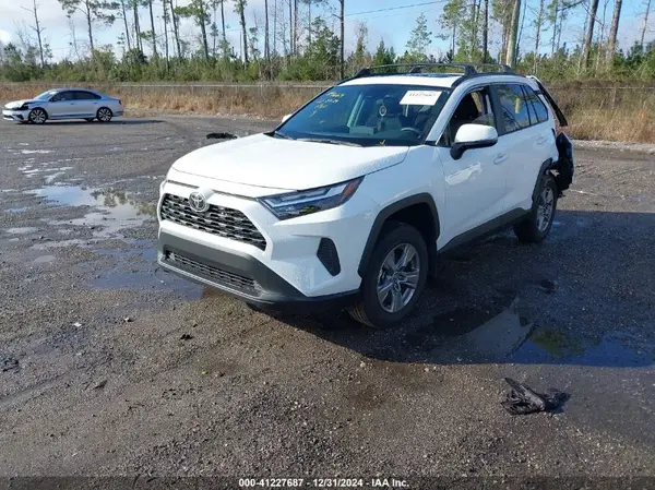 2T3W1RFV4RW336161 2024 TOYOTA RAV 4 - Image 2