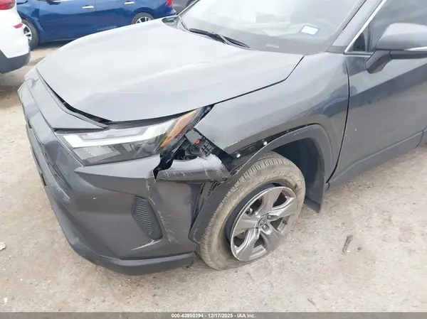 2025 TOYOTA RAV 4 auction photo 6