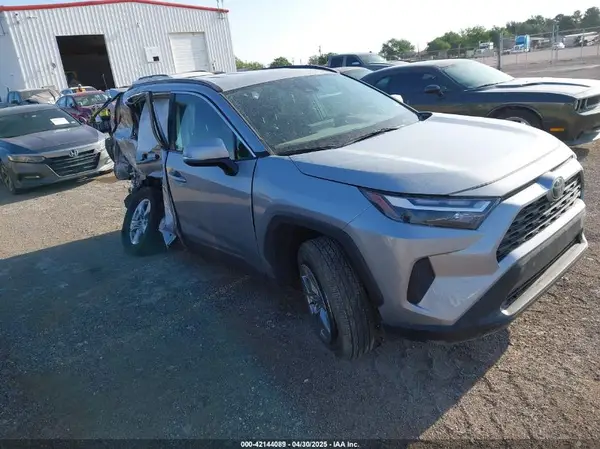 2T3W1RFV4SW368002 2025 TOYOTA RAV 4 - Image 1