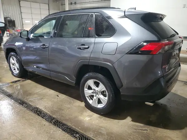 2T3W1RFV5KC006018 2019 TOYOTA RAV 4 - Image 2