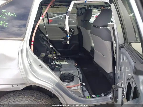 2T3W1RFV5KW057470 2019 TOYOTA RAV 4 - Image 8