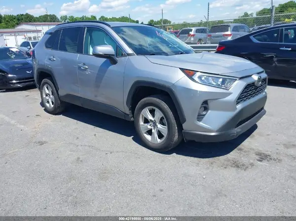 2T3W1RFV5MC086889 2021 TOYOTA RAV 4 - Image 1