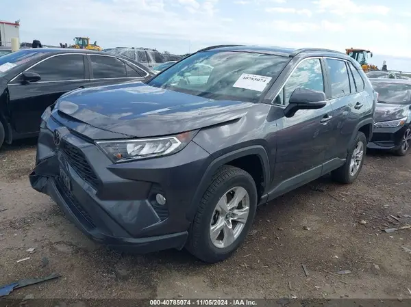 2T3W1RFV5MC128199 2021 TOYOTA RAV 4 - Image 2