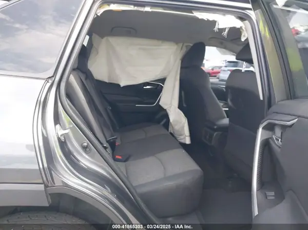 2T3W1RFV5MC155743 2021 TOYOTA RAV 4 - Image 8