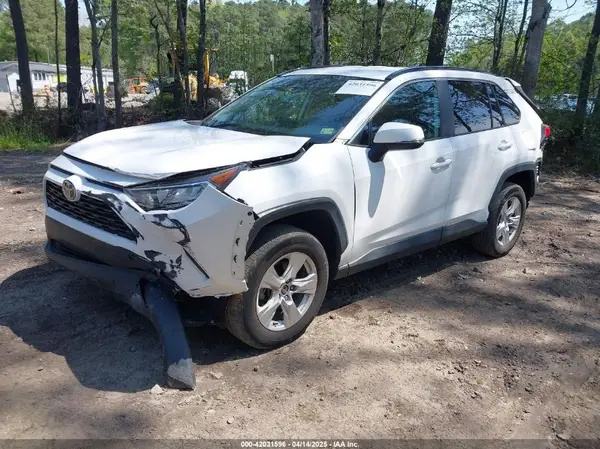 2T3W1RFV5MW118836 2021 TOYOTA RAV 4 - Image 2