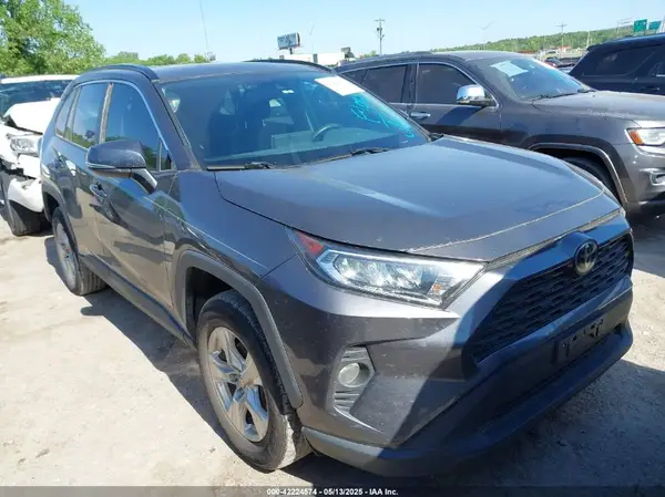 2T3W1RFV5MW160228 2021 TOYOTA RAV 4 - Image 1