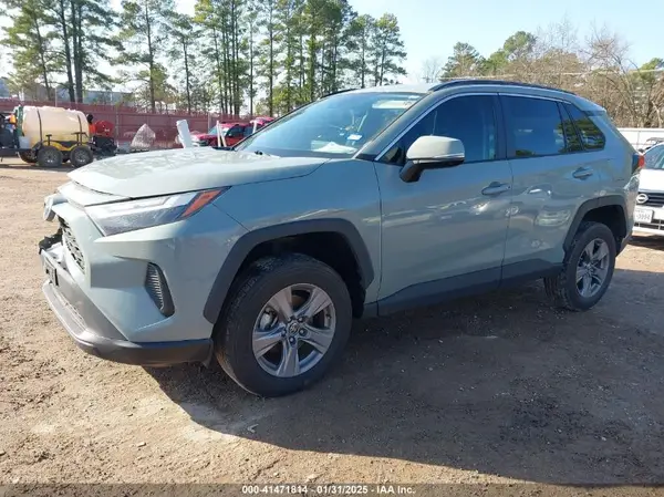 2T3W1RFV5NW189052 2022 TOYOTA RAV 4 - Image 2