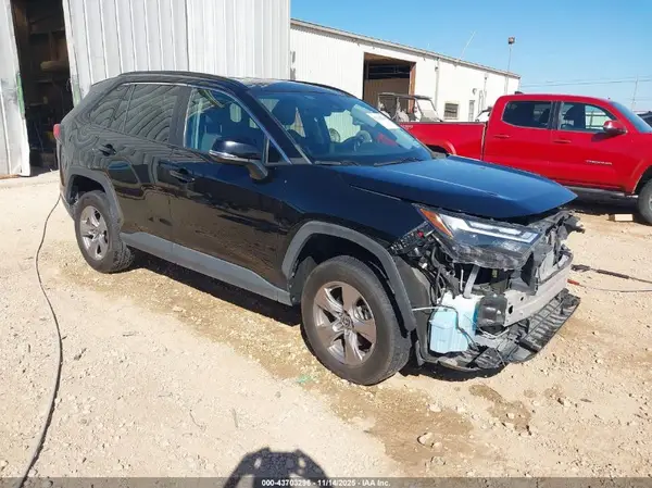 2T3W1RFV5NW202964 2022 TOYOTA RAV 4 - Image 1