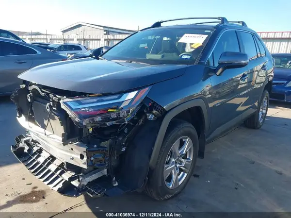 2T3W1RFV5PW244697 2023 TOYOTA RAV 4 - Image 2