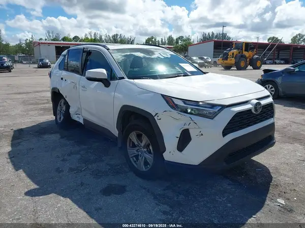 2T3W1RFV5RC259513 2024 TOYOTA RAV 4 - Image 1