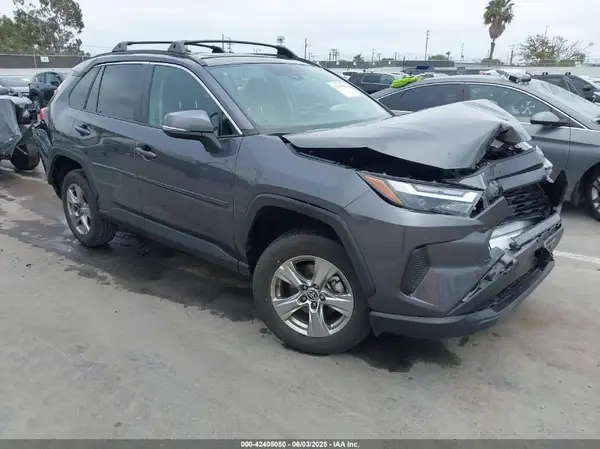 2T3W1RFV5RC262461 2024 TOYOTA RAV 4 - Image 1