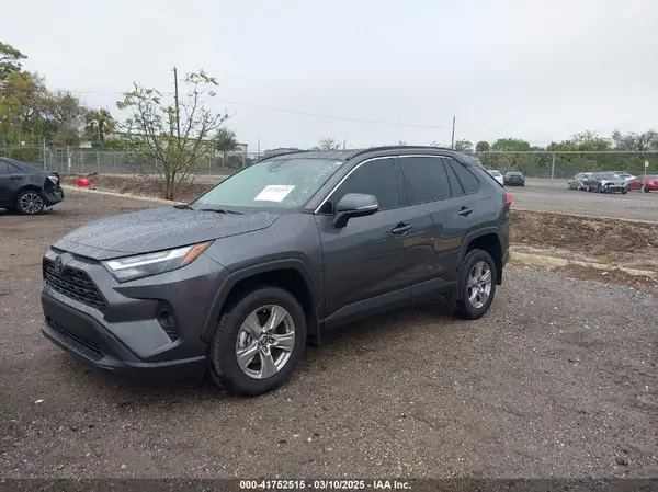 2T3W1RFV5RC291930 2024 TOYOTA RAV 4 - Image 2