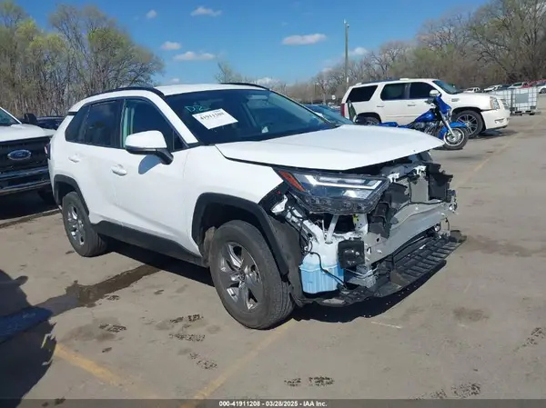 2T3W1RFV5RW328327 2024 TOYOTA RAV 4 - Image 1
