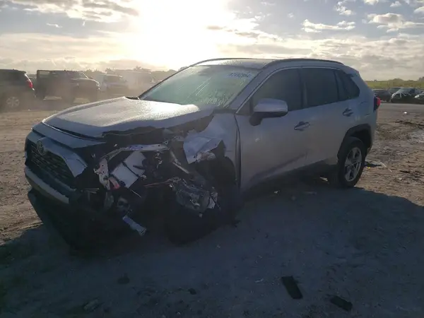 2T3W1RFV5RW344012 2024 TOYOTA RAV 4 - Image 1