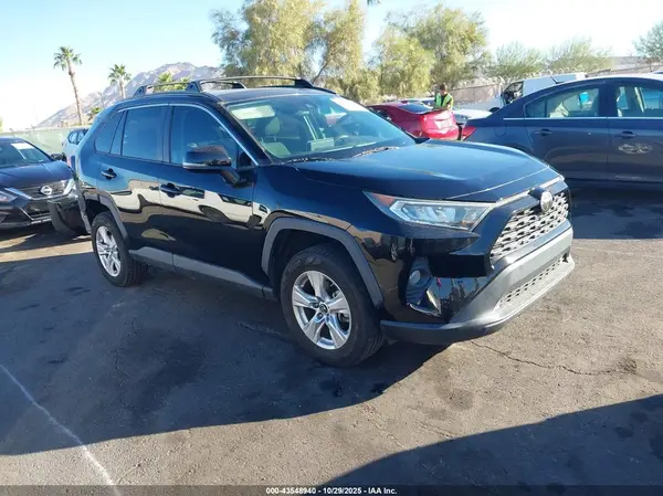 2T3W1RFV6KC001524 2019 TOYOTA RAV 4 - Image 1