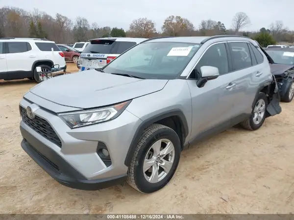 2T3W1RFV6KW002946 2019 TOYOTA RAV 4 - Image 2