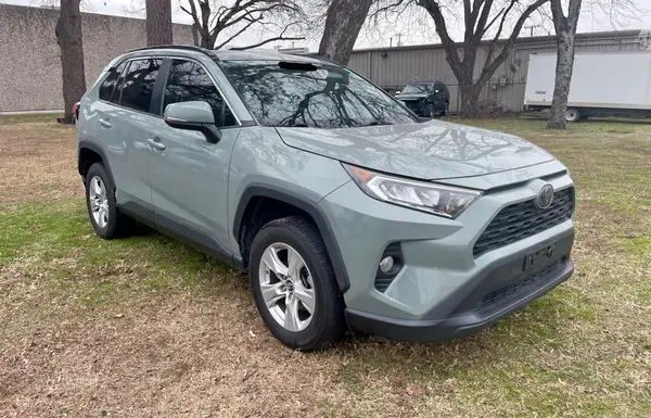 2T3W1RFV6KW007029 2019 TOYOTA RAV 4 - Image 1