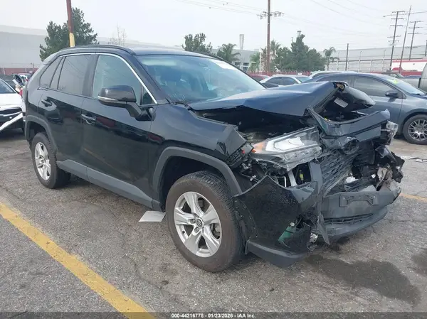 2T3W1RFV6LC047078 2020 TOYOTA RAV 4 - Image 1