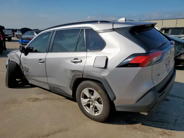 2T3W1RFV6MC152155 2021 TOYOTA RAV 4 - Image 2