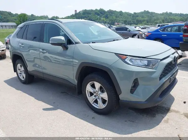 2T3W1RFV6MW152395 2021 TOYOTA RAV 4 - Image 1