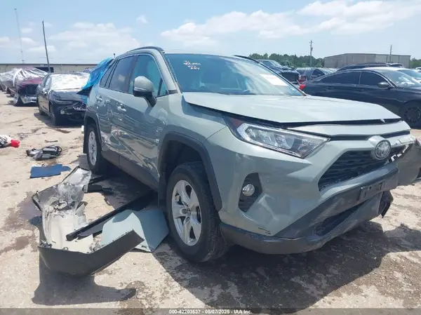 2T3W1RFV6MW155698 2021 TOYOTA RAV 4 - Image 1