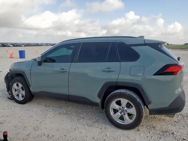 2T3W1RFV6MW178821 2021 TOYOTA RAV 4 - Image 2