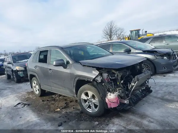 2T3W1RFV6MW184473 2021 TOYOTA RAV 4 - Image 1