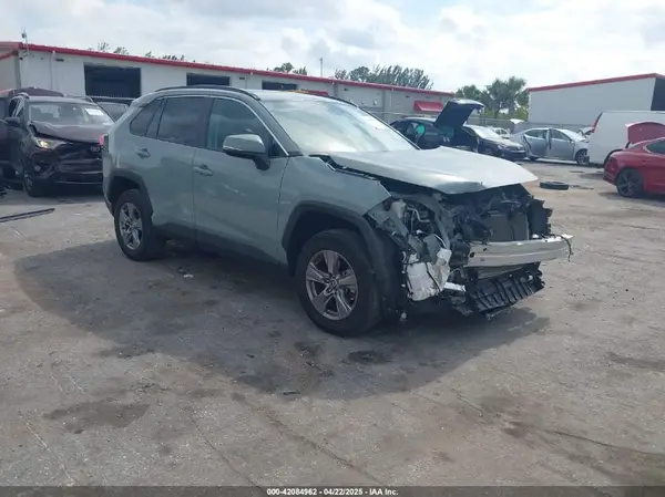 2T3W1RFV6NW202004 2022 TOYOTA RAV 4 - Image 1