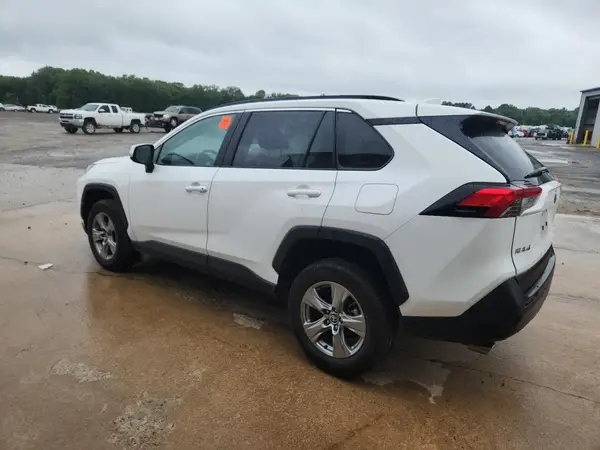 2T3W1RFV6RC280323 2024 TOYOTA RAV 4 - Image 2