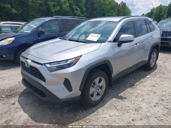 2T3W1RFV6SC304593 2025 TOYOTA RAV 4 - Image 2