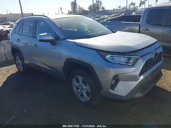 2T3W1RFV7KW026687 2019 TOYOTA RAV 4 - Image 1
