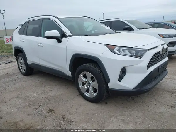 2T3W1RFV7MC098722 2021 TOYOTA RAV 4 - Image 1