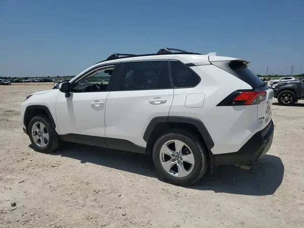 2T3W1RFV7MC163553 2021 TOYOTA RAV 4 - Image 2