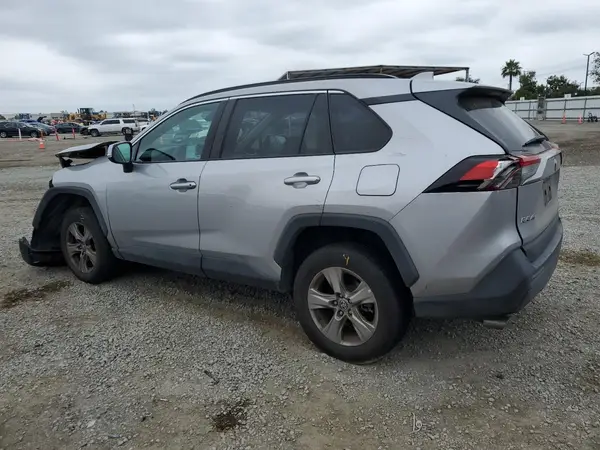 2T3W1RFV7NC192617 2022 TOYOTA RAV 4 - Image 2