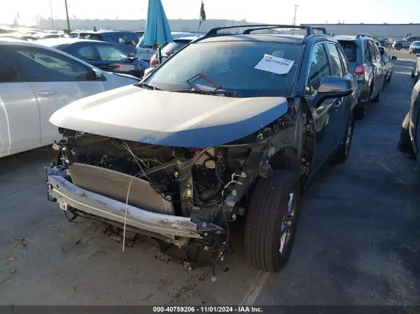 2T3W1RFV7NC206581 2022 TOYOTA RAV 4 - Image 2