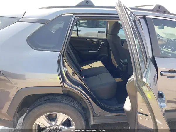 2022 TOYOTA RAV 4 auction photo 8