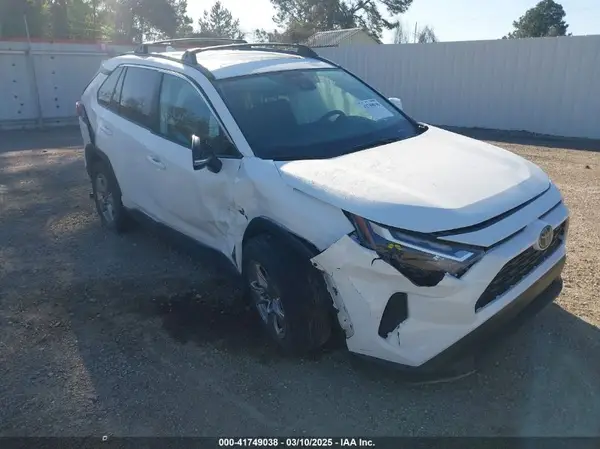 2T3W1RFV7PC215820 2023 TOYOTA RAV 4 - Image 1