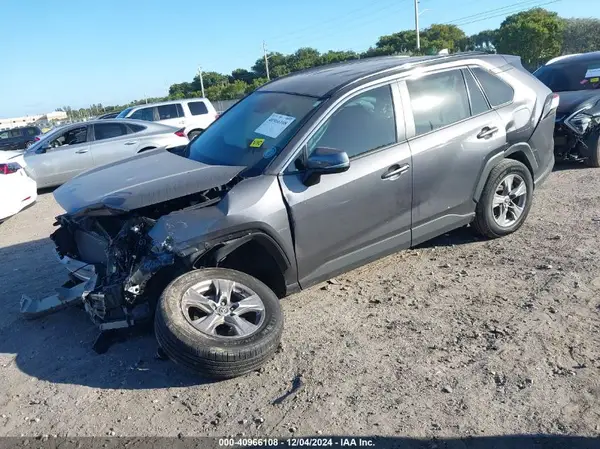 2T3W1RFV7PC216384 2023 TOYOTA RAV 4 - Image 2