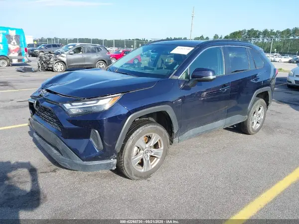 2T3W1RFV7PW271657 2023 TOYOTA RAV 4 - Image 2