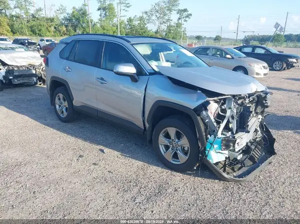2T3W1RFV7RC267371 2024 TOYOTA RAV 4 - Image 1
