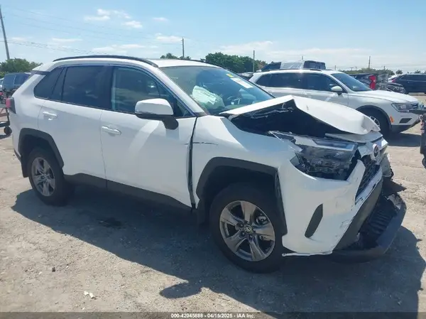 2T3W1RFV7RC277494 2024 TOYOTA RAV 4 - Image 1