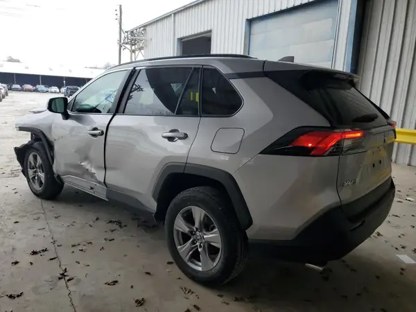 2T3W1RFV7RC283375 2024 TOYOTA RAV 4 - Image 2