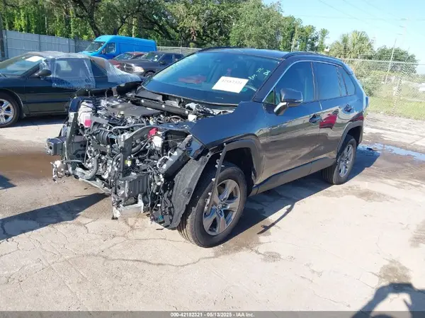 2T3W1RFV7RW359241 2024 TOYOTA RAV 4 - Image 2