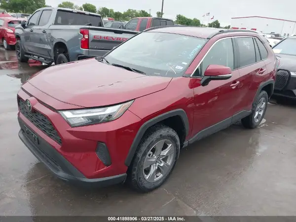 2T3W1RFV7SW372836 2025 TOYOTA RAV 4 - Image 2