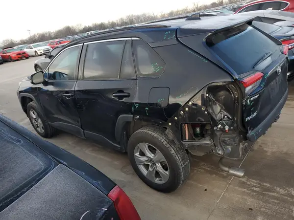 2T3W1RFV8KC022858 2019 TOYOTA RAV 4 - Image 2