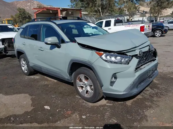 2T3W1RFV8KW001927 2019 TOYOTA RAV 4 - Image 1