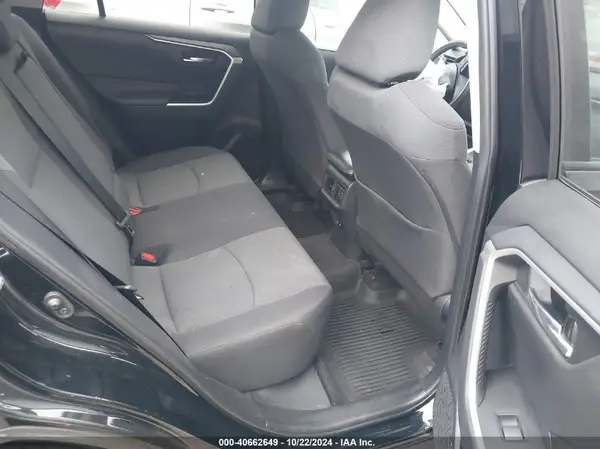 2T3W1RFV8KW013074 2019 TOYOTA RAV 4 - Image 8
