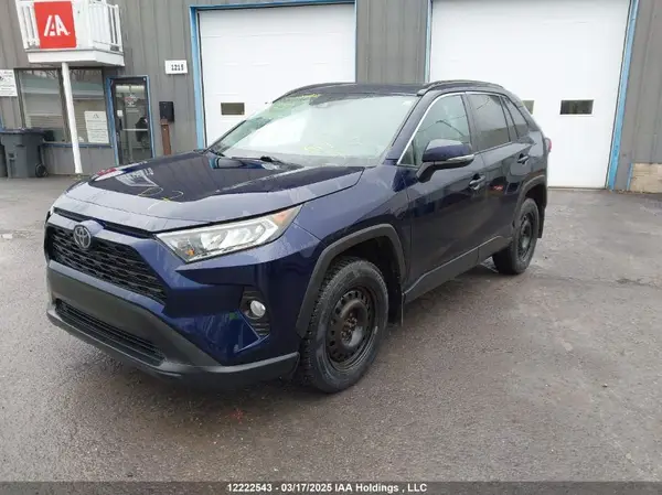 2T3W1RFV8KW051257 2019 TOYOTA RAV 4 - Image 2