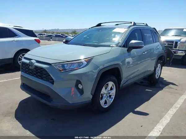 2T3W1RFV8LW065595 2020 TOYOTA RAV 4 - Image 2
