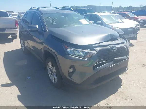 2T3W1RFV8MC118377 2021 TOYOTA RAV 4 - Image 1